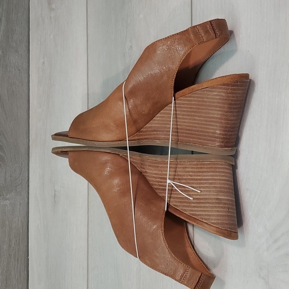 NEW Lucky Brand Womens Lordyn Open Toe Leather Wedge Ankle Shoes sz 10 - Picture 7 of 13